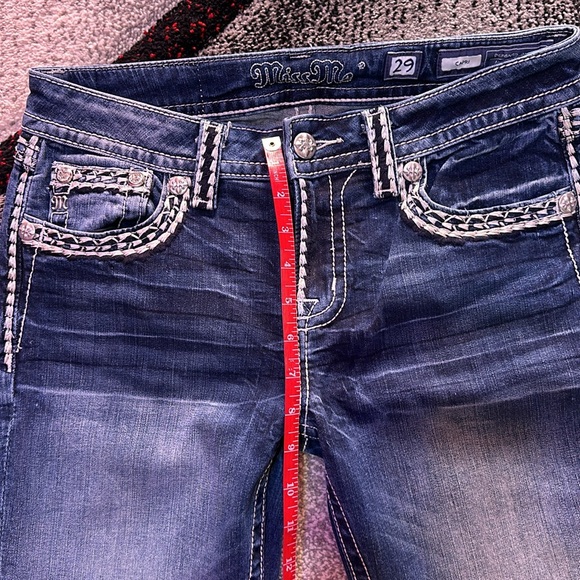 Ladies Miss Me Signature Capri - Picture 6 of 7